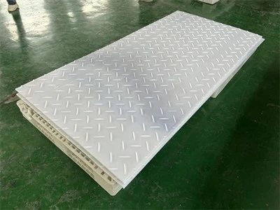 Коврики для защиты газона
